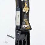 Black And Bites - Kaasmessenset, serveerplank, wijn en kaas